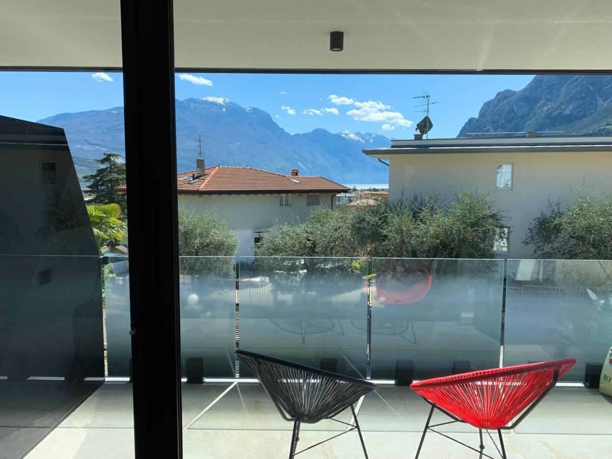 Visioni Lake View Boutique Rooms & Breakfast - Adults Friendly Riva del Garda Bagian luar foto